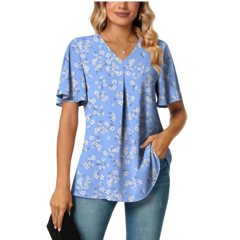 NWOT Anyally Floral Blue Women's Top